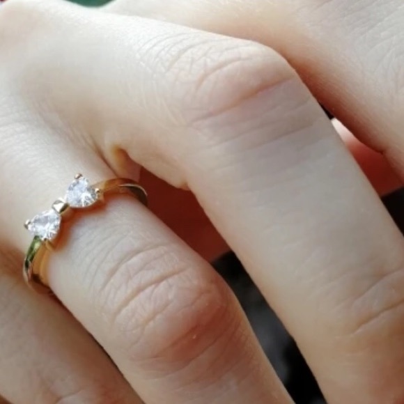 Delicate Gold Diamond CZ Bow Ring Layering Jewelry - Picture 3 of 5